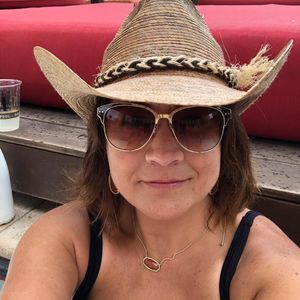 Meet your Posher, Karen